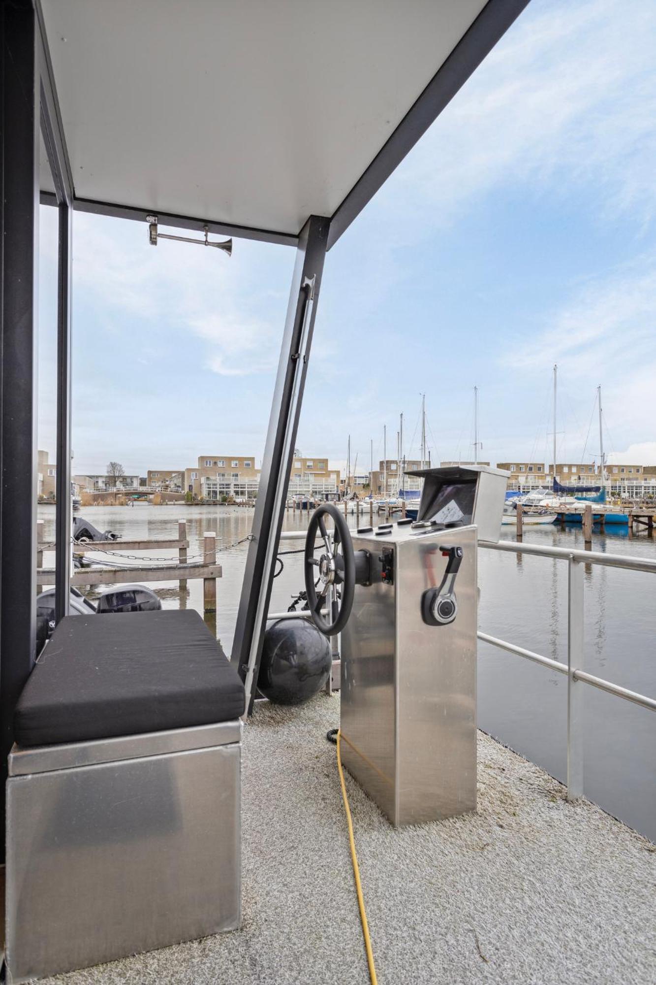 Luxurious Waterloft Near Beach And Centre By Weltevreden Experience زيفولد المظهر الخارجي الصورة